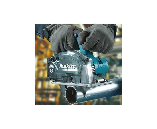 Дисковая пила Makita по металу LXT, 18V, 150мм (без АКБ и ЗУ) (DCS553Z), изображение 3 Дисковая пила Makita по металу LXT, 18V, 150мм (без АКБ и ЗУ) (DCS553Z), изображение 3