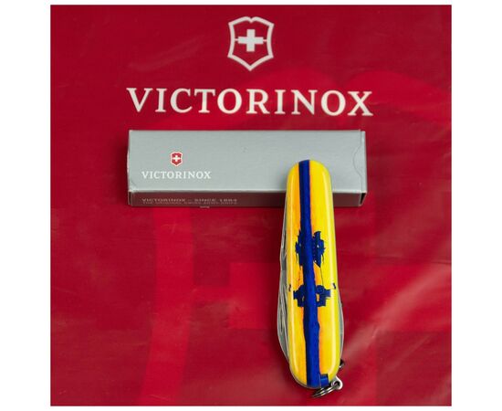 Нож Victorinox Spartan Ukraine 91 мм Марка з трактором (1.3603.3_T3110p), изображение 12