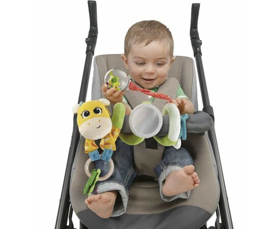 Игрушка на коляску Chicco Дамы жирафа (11562.00), изображение 3 Игрушка на коляску Chicco Дамы жирафа (11562.00), изображение 3