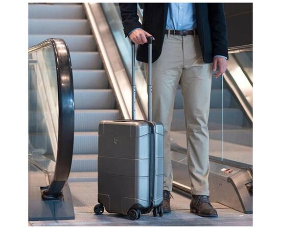 Чемодан Victorinox Travel Lexicon Black S Global USB (Vt602103), изображение 10 Чемодан Victorinox Travel Lexicon Black S Global USB (Vt602103), изображение 10