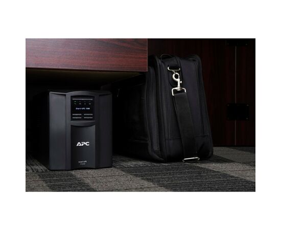 Источник бесперебойного питания APC Smart-UPS 1500VA LCD SmartConnect (SMT1500IC), изображение 3 Источник бесперебойного питания APC Smart-UPS 1500VA LCD SmartConnect (SMT1500IC), изображение 3