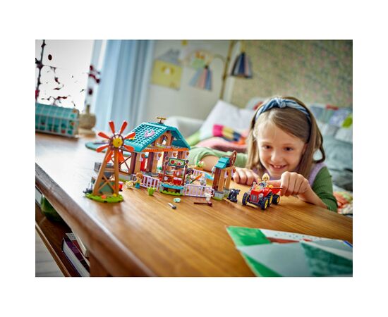 Конструктор LEGO Friends Притулок для сільськогосподарських тварин 489 деталей (42617), зображення 10 Конструктор LEGO Friends Притулок для сільськогосподарських тварин 489 деталей (42617), зображення 10