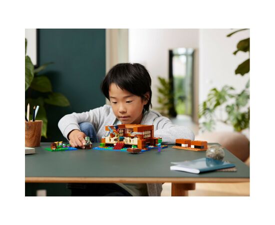 Конструктор LEGO Minecraft Дом в форме лягушки 400 деталей (21256), изображение 11 Конструктор LEGO Minecraft Дом в форме лягушки 400 деталей (21256), изображение 11