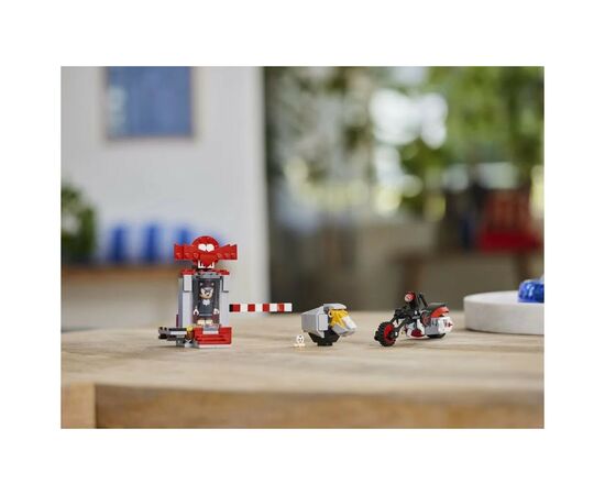 Конструктор LEGO Sonic the Hedgehog Еж Шедоу. Побег (76995), изображение 2 Конструктор LEGO Sonic the Hedgehog Еж Шедоу. Побег (76995), изображение 2