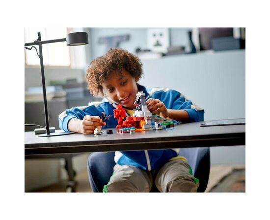 Конструктор LEGO Minecraft Разрушенный портал 316 деталей (21172), изображение 10 Конструктор LEGO Minecraft Разрушенный портал 316 деталей (21172), изображение 10