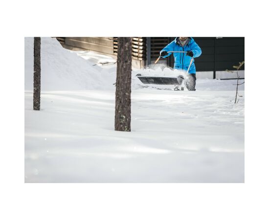 Лопата Fiskars скрепер Snow sledge (1003470), изображение 10 Лопата Fiskars скрепер Snow sledge (1003470), изображение 10