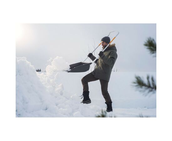 Лопата Fiskars скрепер Snow sledge (1003470), изображение 9 Лопата Fiskars скрепер Snow sledge (1003470), изображение 9