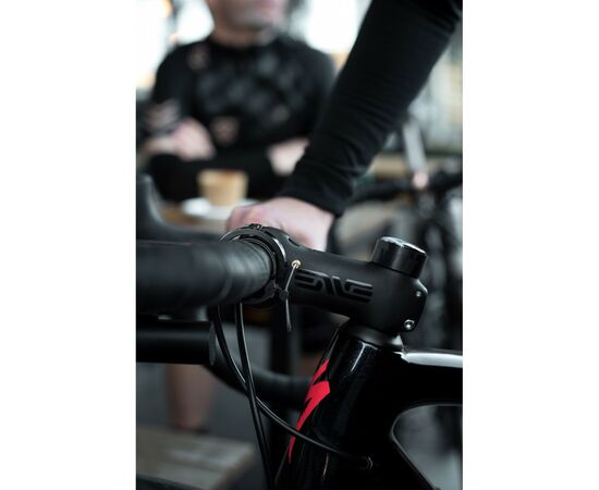 Звонок Knog Oi Luxe Large Brass (12131), изображение 6 Звонок Knog Oi Luxe Large Brass (12131), изображение 6