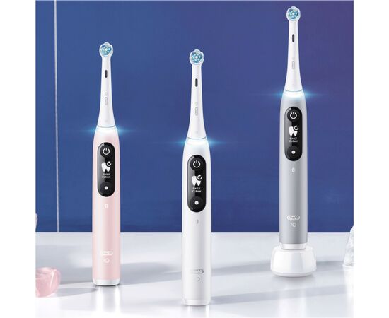 Электрическая зубная щетка Oral-B Series 6 iOM6.1A6.1K (4210201381686), изображение 4 Электрическая зубная щетка Oral-B Series 6 iOM6.1A6.1K (4210201381686), изображение 4