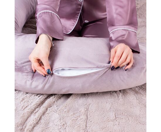 Подушка MirSon для беременных и кормления №8303 Velvet Line 28-0005 Ashen Велюр 30х170х20 см (2200006200284), изображение 3 Подушка MirSon для беременных и кормления №8303 Velvet Line 28-0005 Ashen Велюр 30х170х20 см (2200006200284), изображение 3