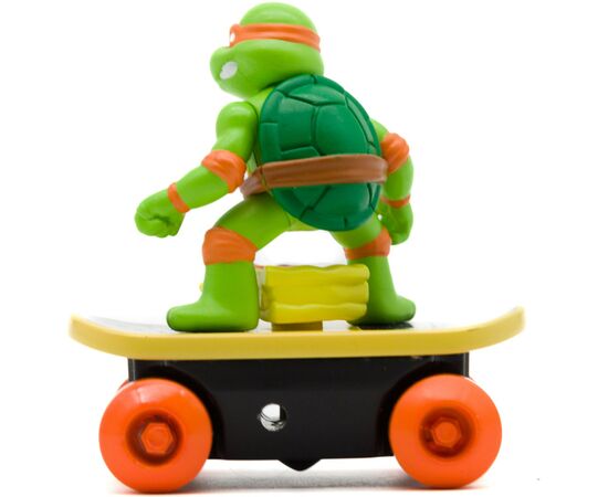 Игровой набор Funrise TMNT Черепашки-ниндзя классические Скейтбордист с лаунчером Микеланджело (71041), изображение 6 Игровой набор Funrise TMNT Черепашки-ниндзя классические Скейтбордист с лаунчером Микеланджело (71041), изображение 6
