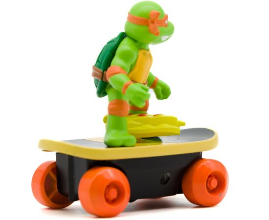 Игровой набор Funrise TMNT Черепашки-ниндзя классические Скейтбордист с лаунчером Микеланджело (71041), изображение 7 Игровой набор Funrise TMNT Черепашки-ниндзя классические Скейтбордист с лаунчером Микеланджело (71041), изображение 7