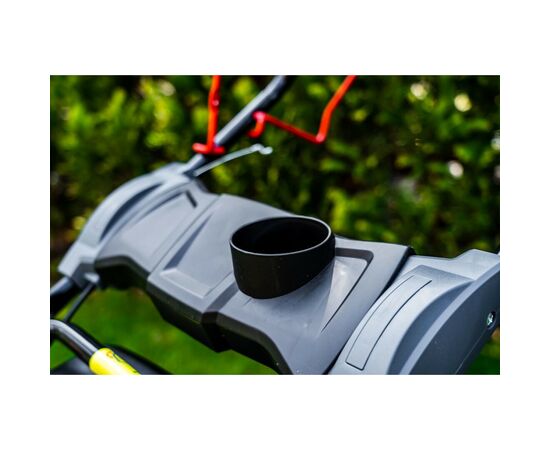 Газонокосилка Graphite бензиновая 2.2кВт (3л.с.), 46см, 55л, мульчирование, 25-65мм, 31кг (52G671), изображение 8 Газонокосилка Graphite бензиновая 2.2кВт (3л.с.), 46см, 55л, мульчирование, 25-65мм, 31кг (52G671), изображение 8