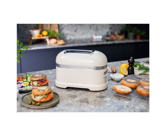 Тостер KitchenAid 5KMT2204EAC, изображение 4 Тостер KitchenAid 5KMT2204EAC, изображение 4