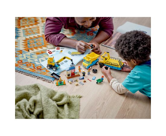Конструктор LEGO City Строительный грузовик и шаровидный кран-таран 235 деталей (60391), изображение 10 Конструктор LEGO City Строительный грузовик и шаровидный кран-таран 235 деталей (60391), изображение 10