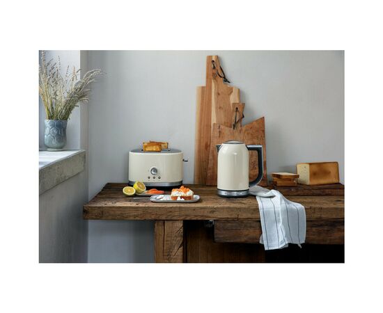 Електрочайник KitchenAid 5KEK1722EAC, зображення 8 Електрочайник KitchenAid 5KEK1722EAC, зображення 8