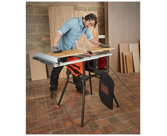 Верстак пильный, 1800 Вт, диск 254*30 мм, 4.800 об/мин,27,5 кг Black&Decker (BES720), изображение 2 Верстак пильный, 1800 Вт, диск 254*30 мм, 4.800 об/мин,27,5 кг Black&Decker (BES720), изображение 2