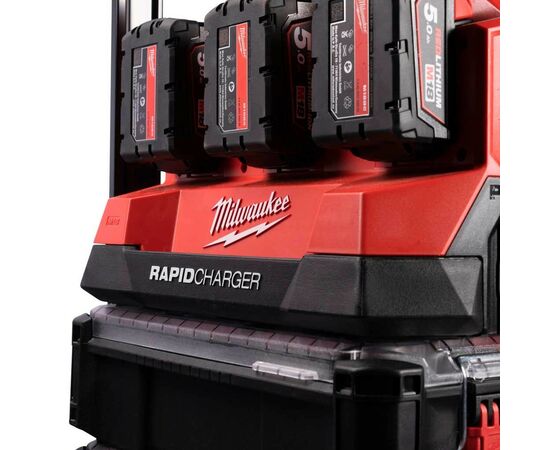 Зарядное устройство для аккумуляторов инструмента Milwaukee M18 PC6 EU (4932480162), изображение 6 Зарядное устройство для аккумуляторов инструмента Milwaukee M18 PC6 EU (4932480162), изображение 6