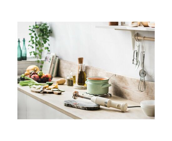 Блендер KitchenAid 5KHBV83EAC, изображение 8 Блендер KitchenAid 5KHBV83EAC, изображение 8