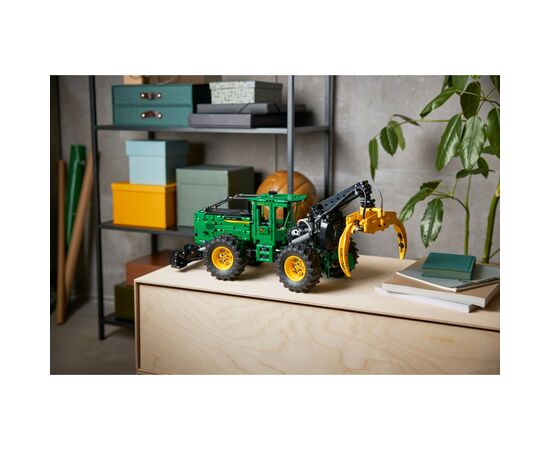 Конструктор LEGO Technic Трелевочный трактор John Deere 948L-II 1492 деталей (42157), изображение 11 Конструктор LEGO Technic Трелевочный трактор John Deere 948L-II 1492 деталей (42157), изображение 11