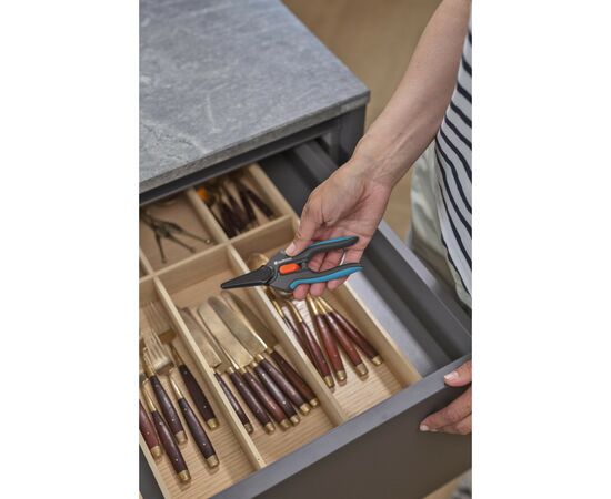 Ножиці садові Gardena FreshCut для трави і квітів (12212-20.000.00), зображення 11 Ножиці садові Gardena FreshCut для трави і квітів (12212-20.000.00), зображення 11