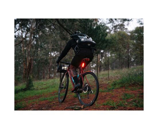 Задняя велофара Knog Blinder Mob V Mr Chips 44 Lumens Black (11725), изображение 8 Задняя велофара Knog Blinder Mob V Mr Chips 44 Lumens Black (11725), изображение 8