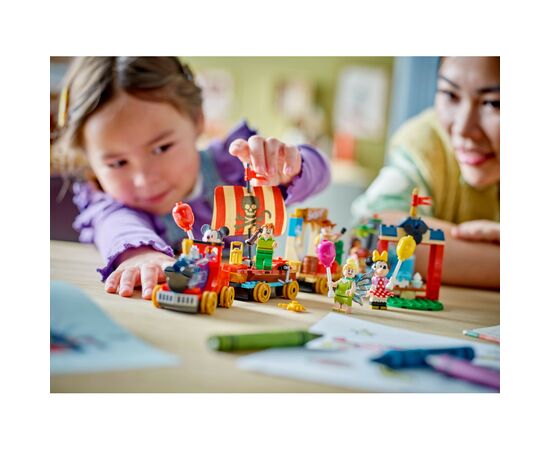 Конструктор LEGO Disney Classic Праздничный Диснеевский поезд 191 деталь (43212), изображение 10