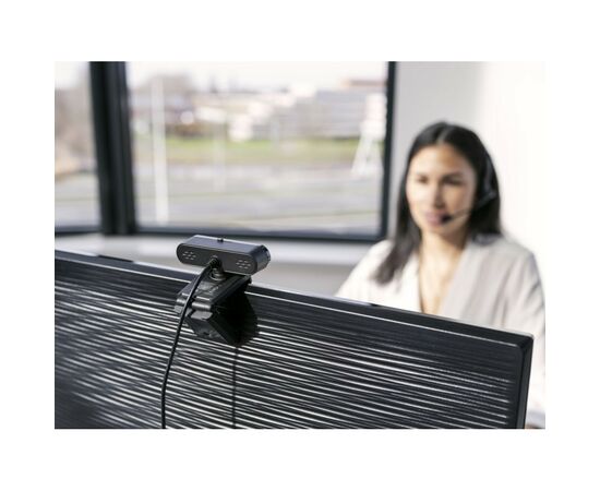 Веб-камера Trust Taxon QHD Black (24228), изображение 2 Веб-камера Trust Taxon QHD Black (24228), изображение 2