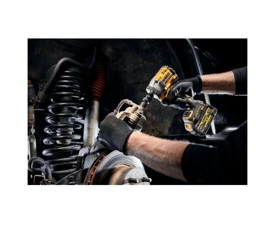 Гайковерт DeWALT 18 В XR Li-lon,406 Нм, 5 Ah, 2 АКБ, ЗУ, TSTAK (DCF923P2G), изображение 11 Гайковерт DeWALT 18 В XR Li-lon,406 Нм, 5 Ah, 2 АКБ, ЗУ, TSTAK (DCF923P2G), изображение 11