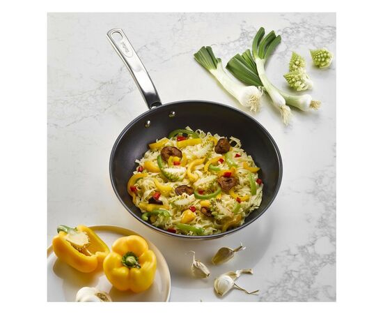 Сковорода Tefal Intuition 28 cм (B8170644), зображення 9 Сковорода Tefal Intuition 28 cм (B8170644), зображення 9