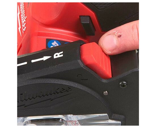 Дисковая пила Milwaukee M12 FCOT-422X FUEL 4Ah, 2Ah (4933464619), изображение 10 Дисковая пила Milwaukee M12 FCOT-422X FUEL 4Ah, 2Ah (4933464619), изображение 10