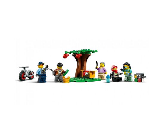 Конструктор LEGO City Центр управления спасательным транспортом 706 деталей (60371), изображение 3 Конструктор LEGO City Центр управления спасательным транспортом 706 деталей (60371), изображение 3