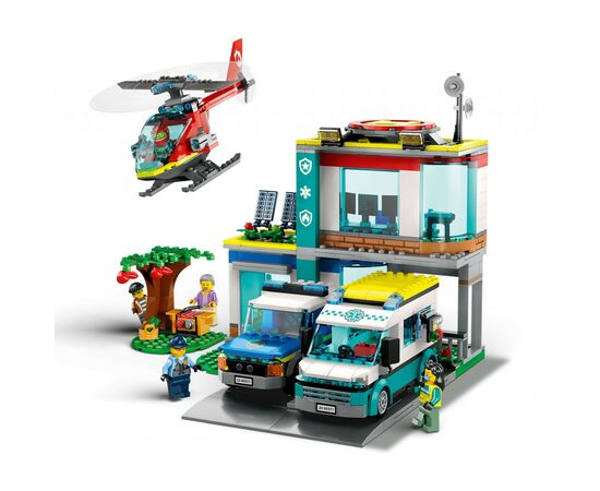 Конструктор LEGO City Центр управления спасательным транспортом 706 деталей (60371), изображение 6 Конструктор LEGO City Центр управления спасательным транспортом 706 деталей (60371), изображение 6