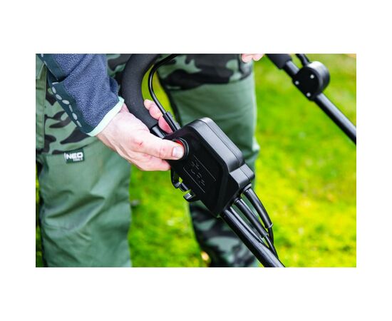 Газонокосилка Graphite 1500Вт, 36см, 35л, 20-50мм, 10.1кг (59G474), изображение 4 Газонокосилка Graphite 1500Вт, 36см, 35л, 20-50мм, 10.1кг (59G474), изображение 4