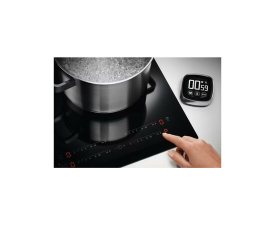 Варочная поверхность Electrolux EIT60443X, изображение 4 Варочная поверхность Electrolux EIT60443X, изображение 4
