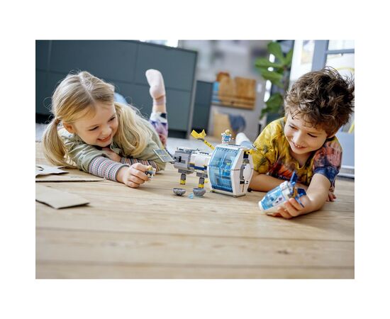 Конструктор LEGO City Місячна Космічна станція (60349), зображення 4