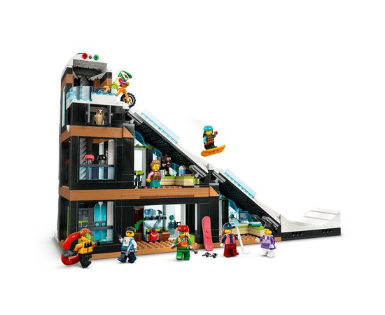 Конструктор LEGO City Горнолыжный и скалолазный центр 1045 деталей (60366), изображение 3 Конструктор LEGO City Горнолыжный и скалолазный центр 1045 деталей (60366), изображение 3