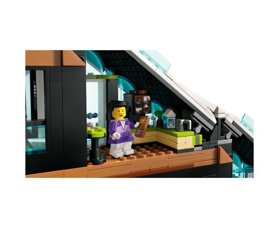 Конструктор LEGO City Горнолыжный и скалолазный центр 1045 деталей (60366), изображение 7 Конструктор LEGO City Горнолыжный и скалолазный центр 1045 деталей (60366), изображение 7