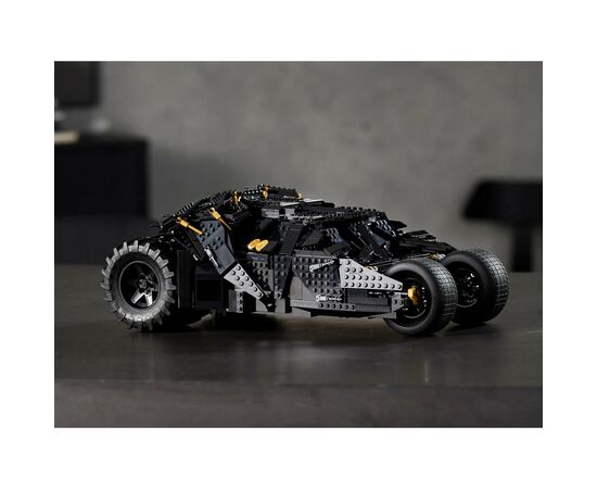 Конструктор LEGO DC Super Heroes Batman 2049 деталей (76240), зображення 6 Конструктор LEGO DC Super Heroes Batman 2049 деталей (76240), зображення 6