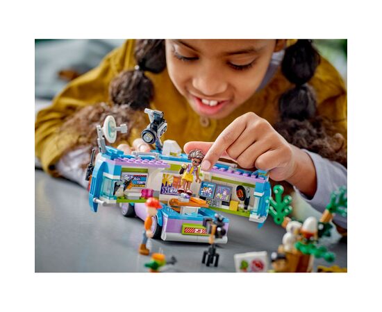 Конструктор LEGO Friends Фургон новостной редакции 446 деталей (41749), изображение 11 Конструктор LEGO Friends Фургон новостной редакции 446 деталей (41749), изображение 11
