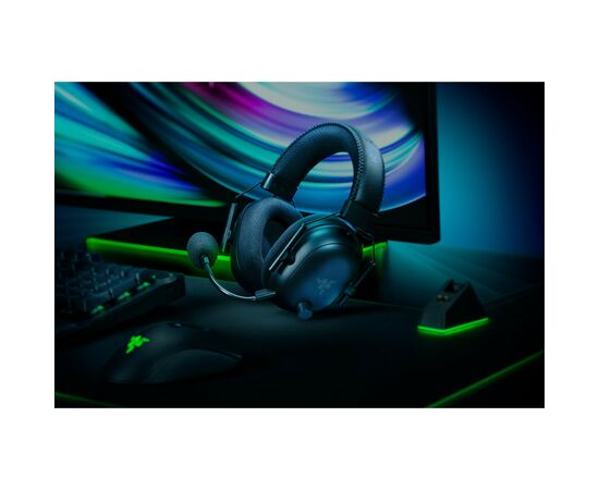 Наушники Razer Blackshark V2 PRO Wireless (RZ04-03220100-R3M1), изображение 10 Наушники Razer Blackshark V2 PRO Wireless (RZ04-03220100-R3M1), изображение 10