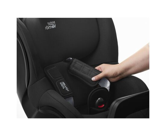Автокрісло Britax-Romer Dualfix M Plus Midnight Grey (2000036889), зображення 7 Автокрісло Britax-Romer Dualfix M Plus Midnight Grey (2000036889), зображення 7