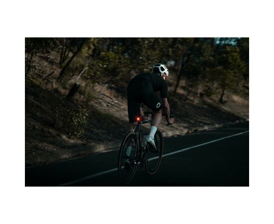 Передняя велофара Knog Blinder Grid Front 200 Lumens (12283), изображение 6 Передняя велофара Knog Blinder Grid Front 200 Lumens (12283), изображение 6