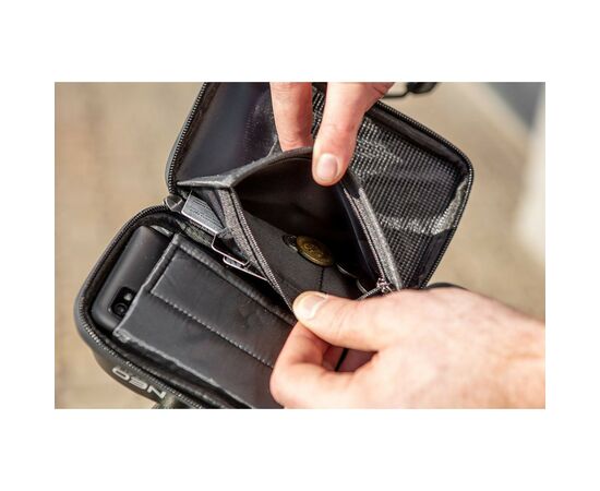 Велосумка на руль Neo Tools з тримачем для смартфона до 6" Black (91-001), изображение 8 Велосумка на руль Neo Tools з тримачем для смартфона до 6" Black (91-001), изображение 8