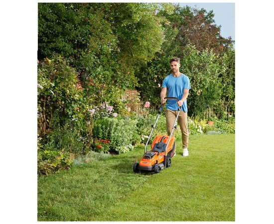 Газонокосилка Black&Decker аккумуляторная 18 В, 4.0 Ач, 32 см, 2 АКБ и ЗУ (BCMW33184L2), изображение 11 Газонокосилка Black&Decker аккумуляторная 18 В, 4.0 Ач, 32 см, 2 АКБ и ЗУ (BCMW33184L2), изображение 11