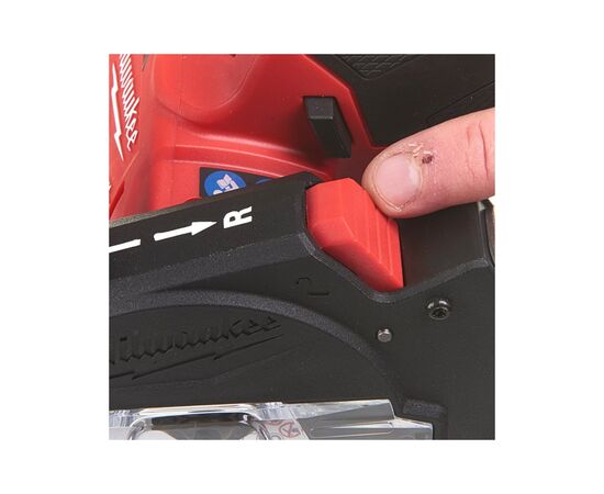 Дисковая пила Milwaukee M12 FCOT, 76мм (без АКБ и ЗУ) (4933464618), изображение 7 Дисковая пила Milwaukee M12 FCOT, 76мм (без АКБ и ЗУ) (4933464618), изображение 7