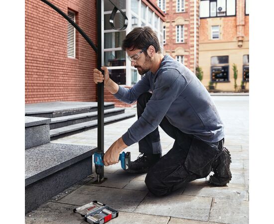 Шуруповерт Bosch GSR 185-LI, 2х2.0 Ah, ЗУ GAL 18V-20, кейс (0.601.9K3.000), изображение 10 Шуруповерт Bosch GSR 185-LI, 2х2.0 Ah, ЗУ GAL 18V-20, кейс (0.601.9K3.000), изображение 10