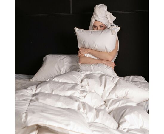 Подушка MirSon пуховая Hand Made De Luxe White 903 низкая 70x70 (2200000555809), изображение 10 Подушка MirSon пуховая Hand Made De Luxe White 903 низкая 70x70 (2200000555809), изображение 10