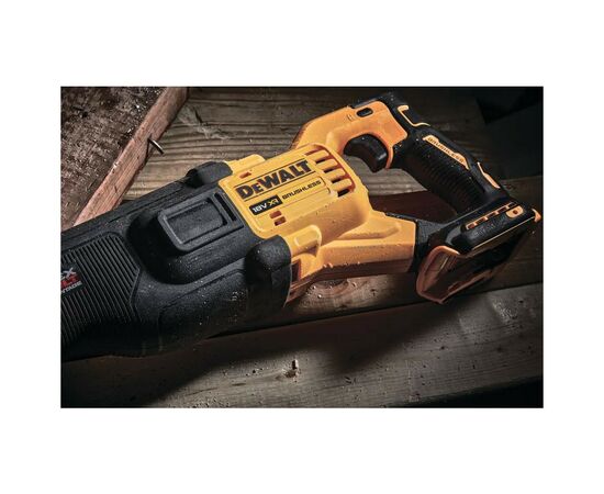 Сабельная пила DeWALT 18В XR Li-lon 6 Ач, 0 - 3000 ход/мин, кейс TSTAK (DCS386T1), изображение 12 Сабельная пила DeWALT 18В XR Li-lon 6 Ач, 0 - 3000 ход/мин, кейс TSTAK (DCS386T1), изображение 12
