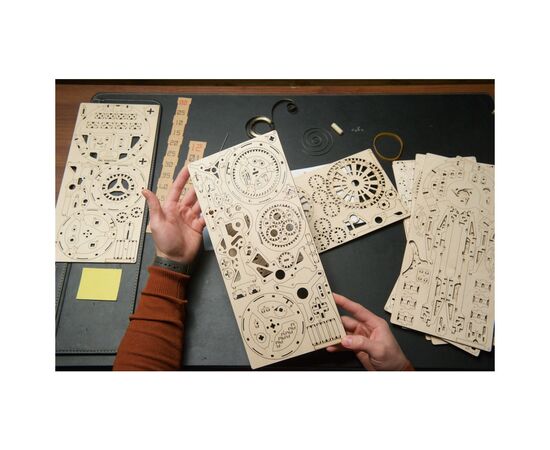 Конструктор Ugears Астроном. Настольные часы с турбионом (6337289), изображение 12 Конструктор Ugears Астроном. Настольные часы с турбионом (6337289), изображение 12